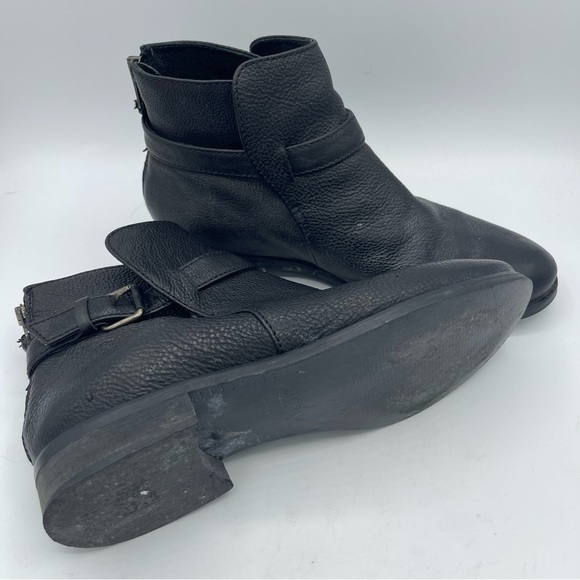 J.Crew Womens Emmett Black Pebbled Leather Ankle Boots Size 7 Side zip/ buckle - Picture 3 of 5